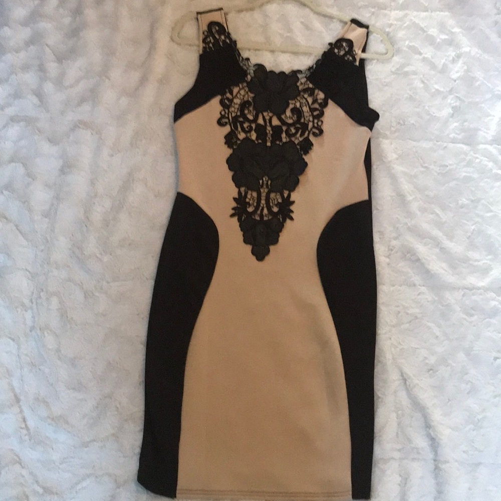 Beautiful cocktail dress to show of curves